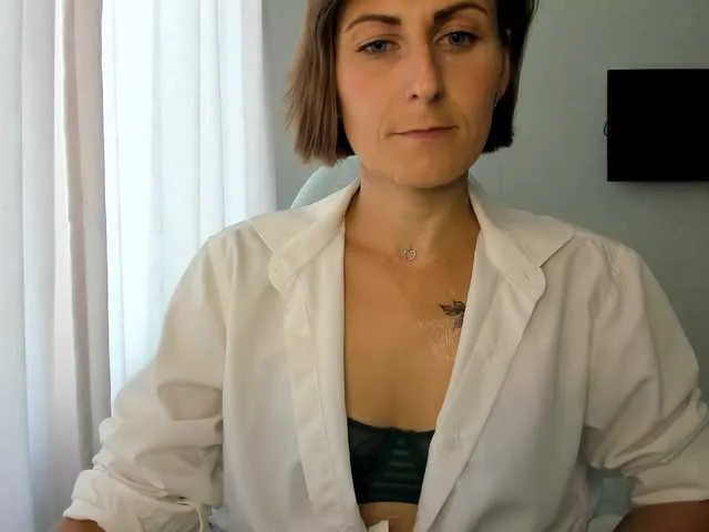 Kiza9 from BongaCams