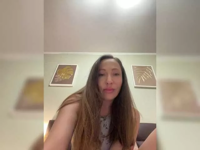 Konfetti from BongaCams
