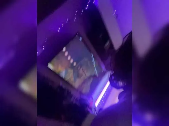 KotkoLLle4KLl on BongaCams 