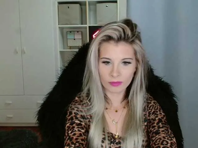 KristineNatural from BongaCams is Freechat