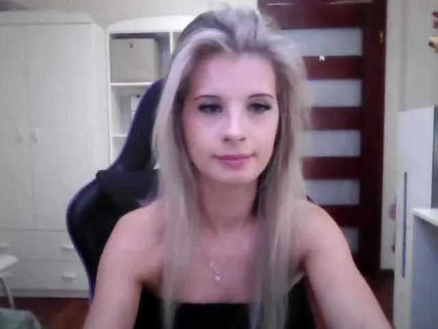 KristineNatural from BongaCams is Freechat