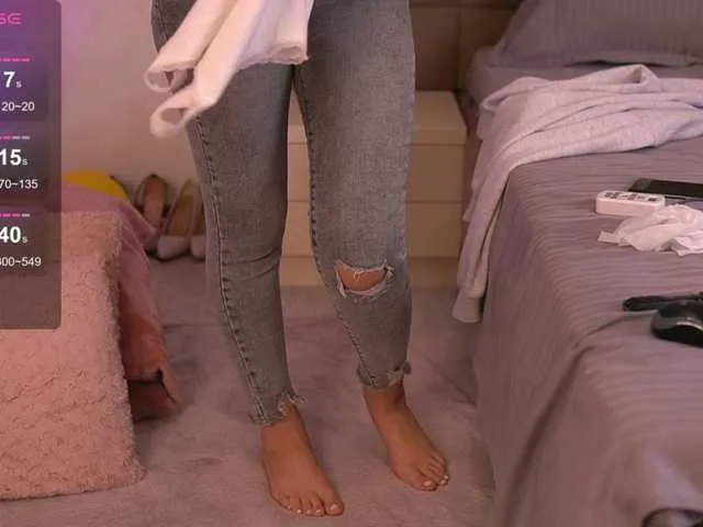 KyraCase from BongaCams