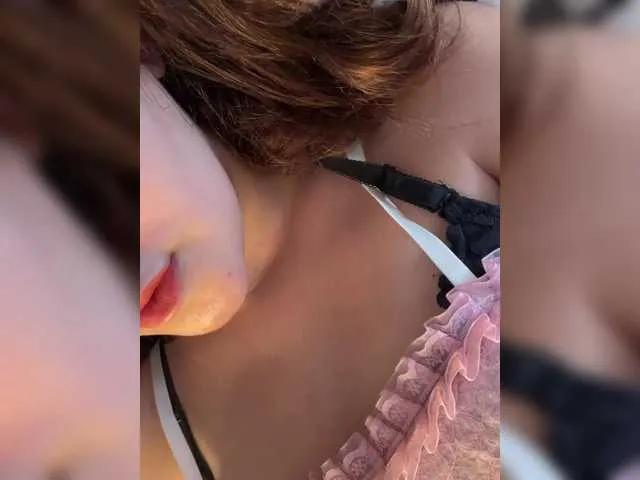 Lalisa from BongaCams