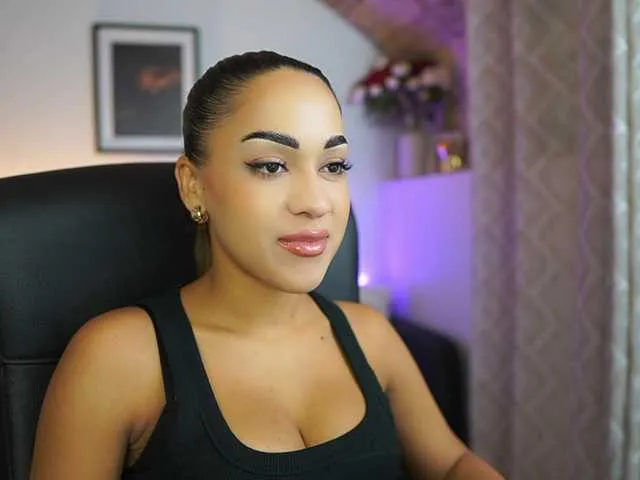 lanii4uxxx from BongaCams is Freechat