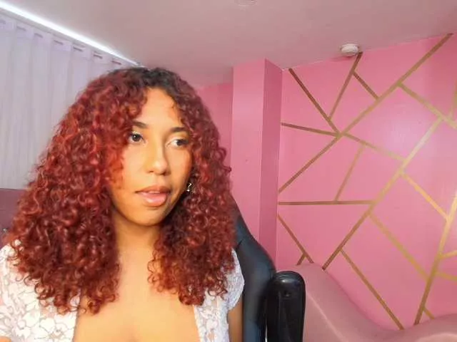 Lauraltt from BongaCams