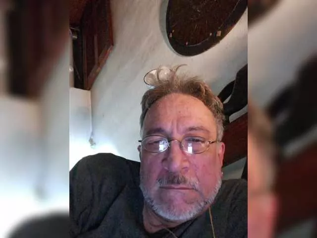 Leoncarpita from BongaCams