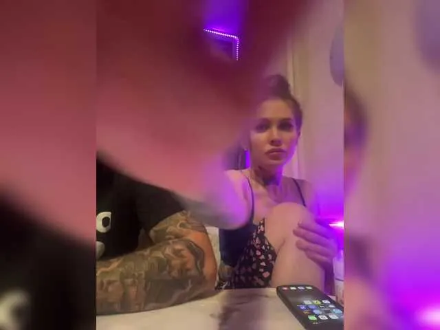 Letti28 from BongaCams