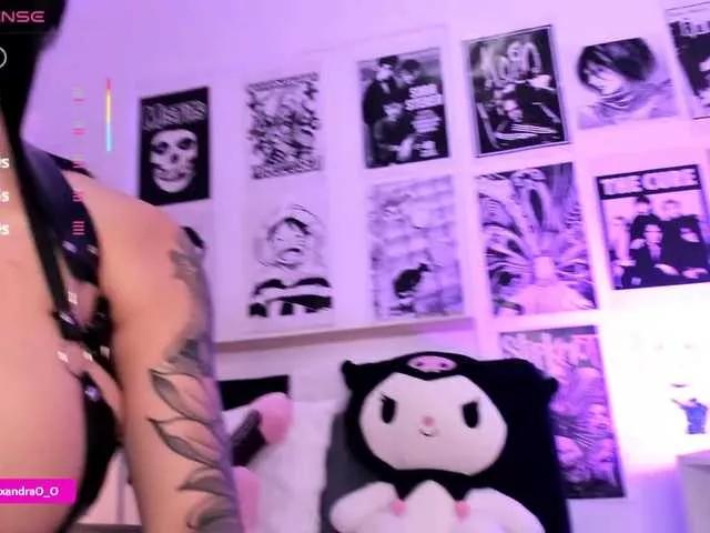 Girls: try live performances with matured performers, from dancing to quirks, in a variety of beautiful sex cams.