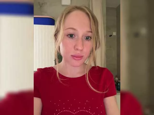 Likachkaa from BongaCams