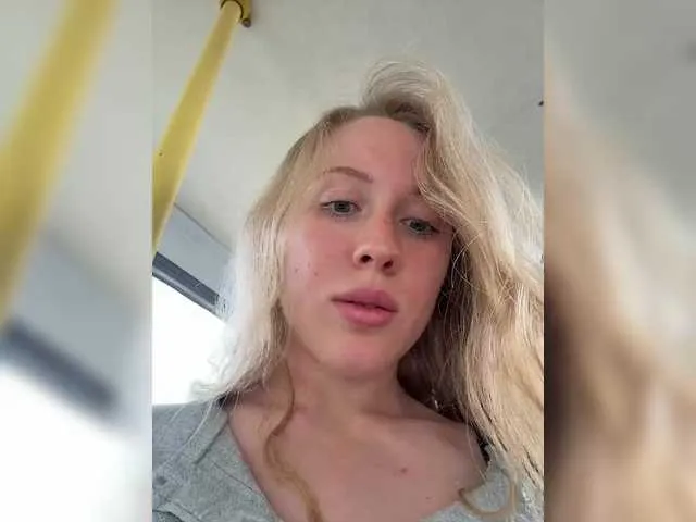 Likachkaa from BongaCams