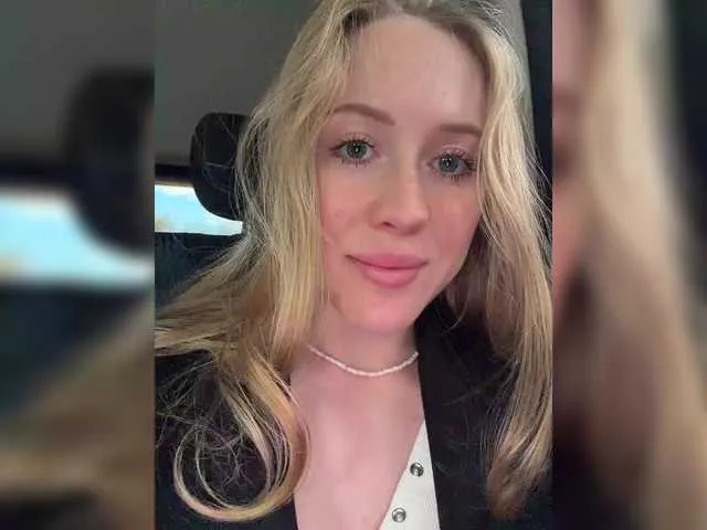 Likachkaa from BongaCams