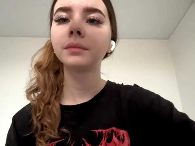 Lil-RO-XO on BongaCams 