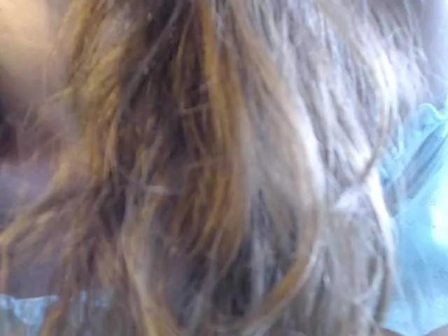 LilianaL from BongaCams