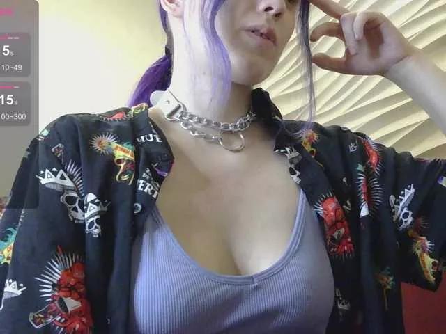 LilianOsbourne from BongaCams