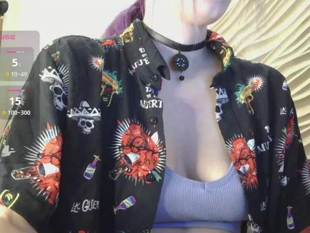 LilianOsbourne from BongaCams