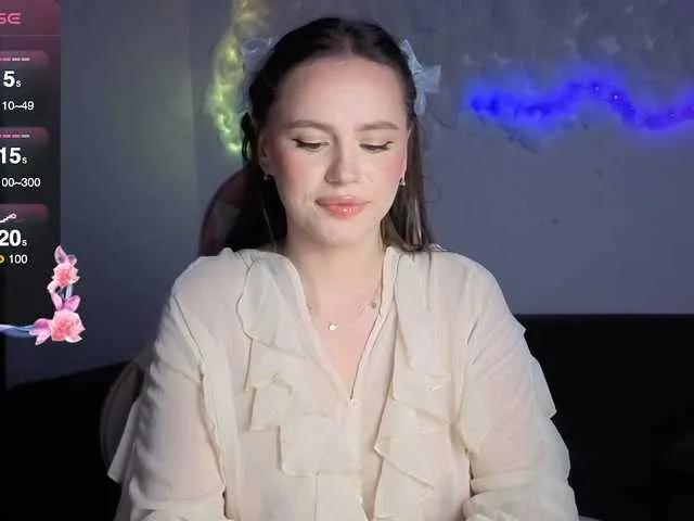 Lillians from BongaCams