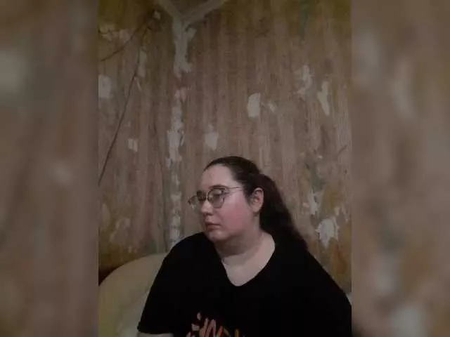 Linavia from BongaCams