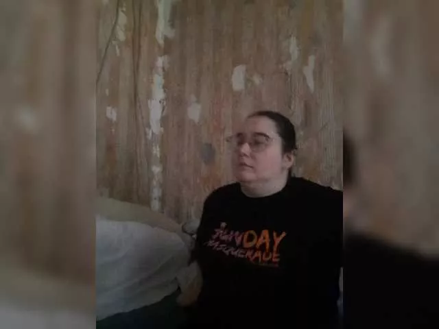 Linavia from BongaCams