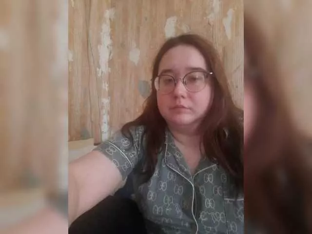 Linavia from BongaCams