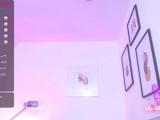 Littleeemiily from BongaCams
