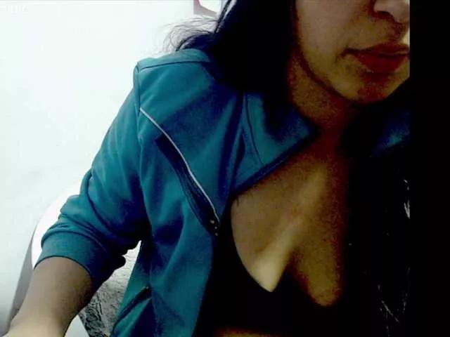 Lizztaylor531 from BongaCams