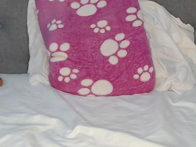 lolapaz from BongaCams