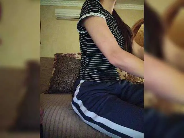 Lolikx from BongaCams