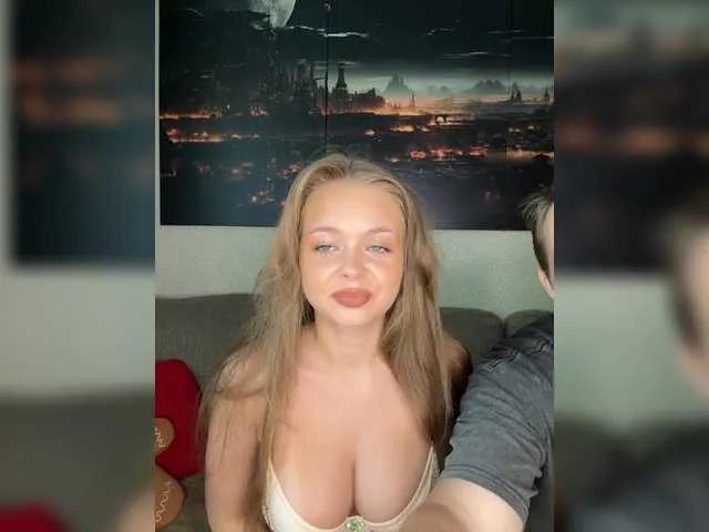 LoveAndSex24 from BongaCams is Freechat