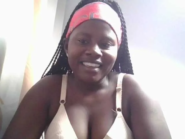 Loviepaula from BongaCams