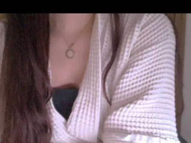 Luna00a from BongaCams