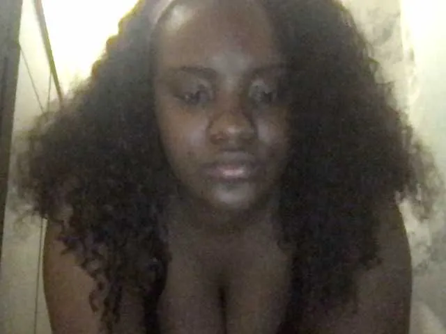 Lunahunni from BongaCams is Freechat