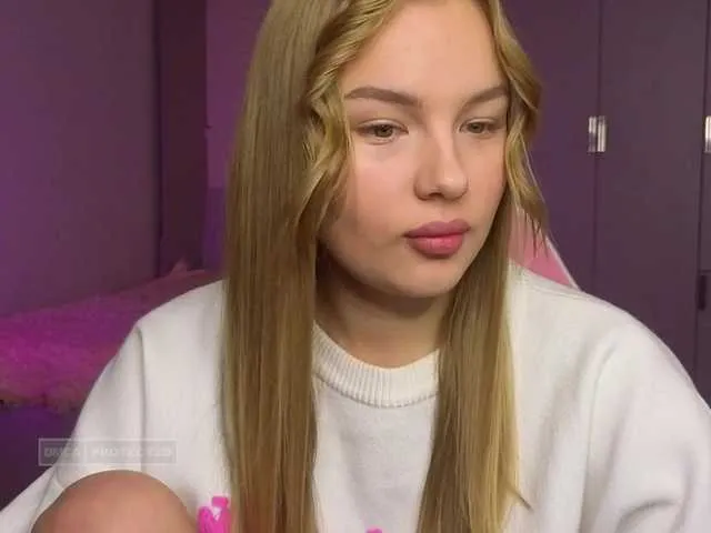 LunarFlare from BongaCams is Freechat