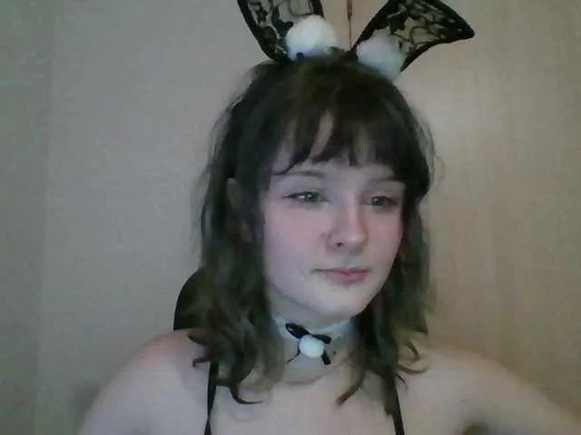 Lunette from BongaCams is Freechat