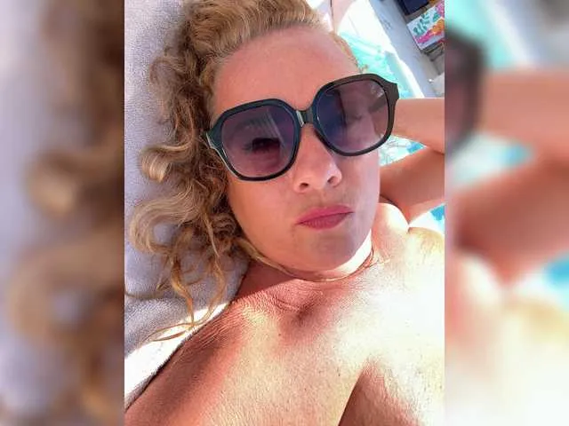 Lussyanna from BongaCams