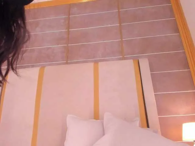 lyrabellini from BongaCams is Freechat