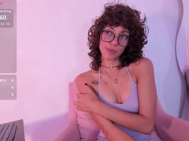 lyrarose from BongaCams is Freechat