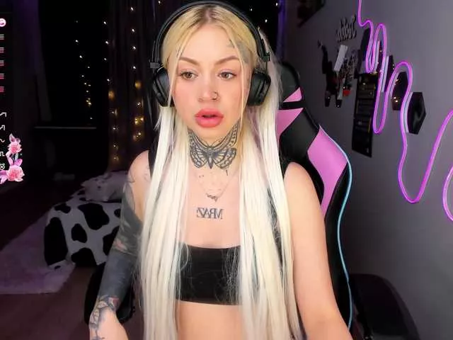 MalinaLaura from BongaCams