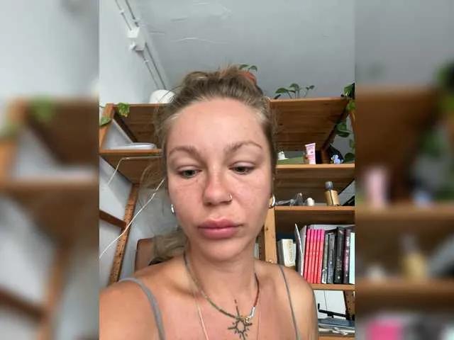 MalunaMoon from BongaCams is Freechat