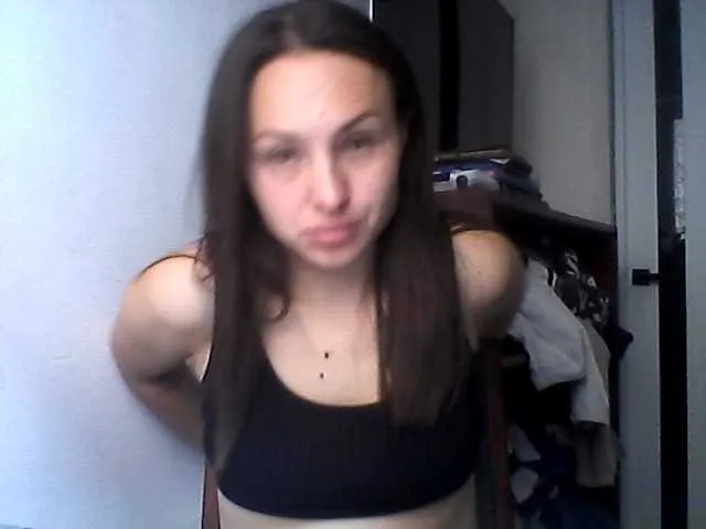 Marichka-seksigirl from BongaCams