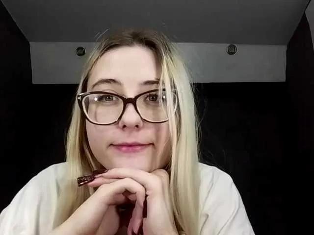 MariselaFlasher from BongaCams is Freechat