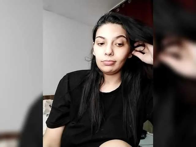 MayaSkinni3 from BongaCams