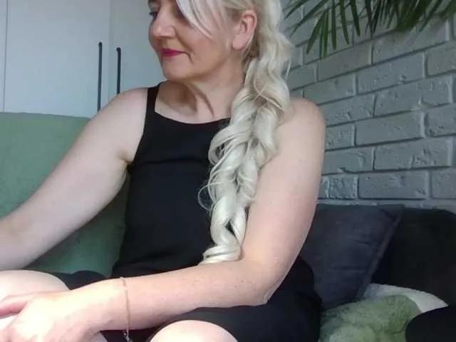 Mellica from BongaCams