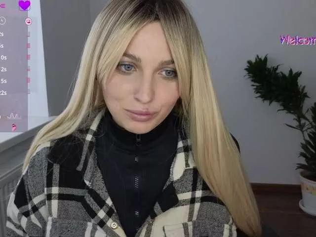 MellicaX from BongaCams