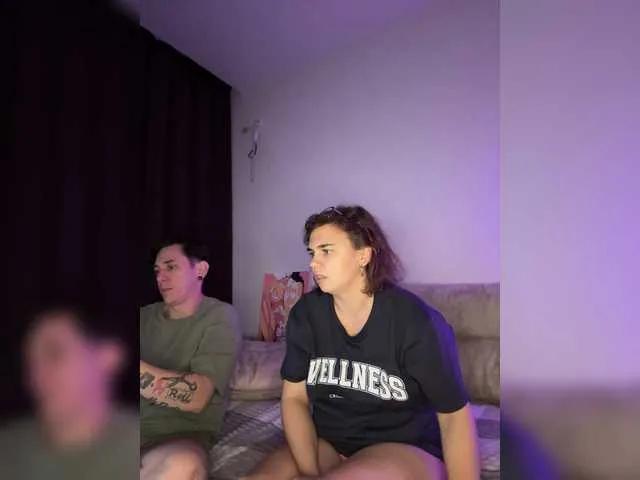 Girls: try live performances with matured performers, from dancing to quirks, in a variety of beautiful sex cams.
