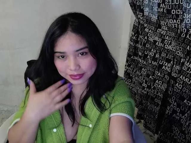 Meomi25 from BongaCams