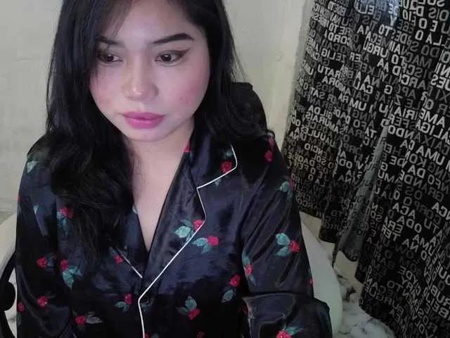 Meomi25 from BongaCams