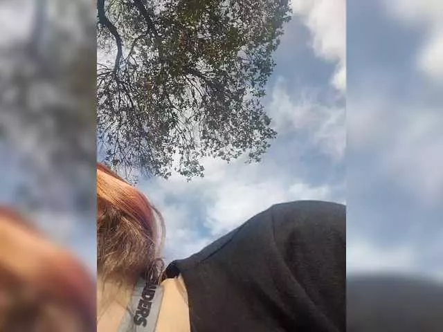 Meowzers7771 from BongaCams