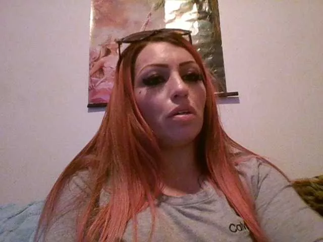 Meowzers7771 from BongaCams