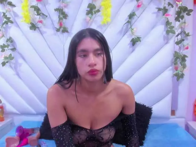 MiaaDavis from BongaCams