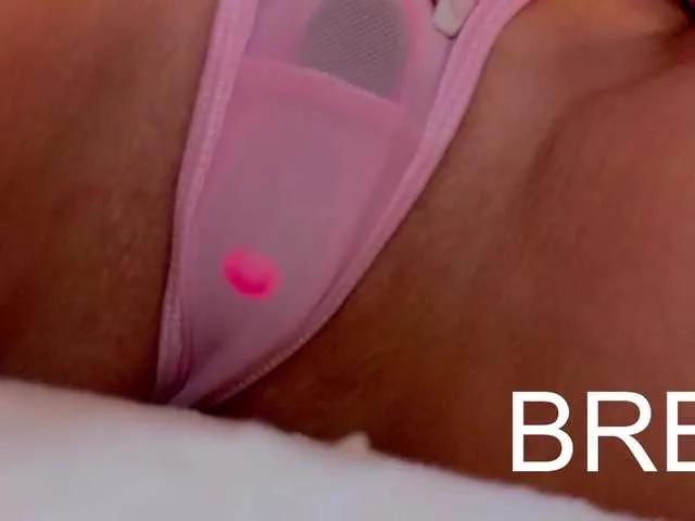MiamiMur from BongaCams